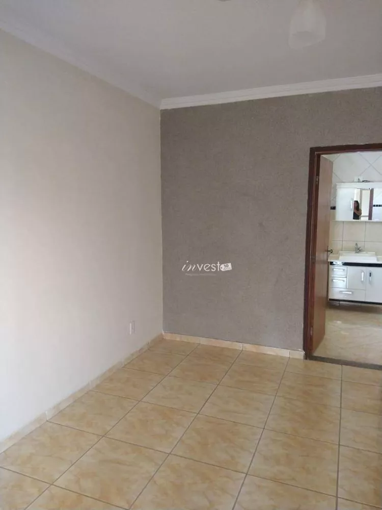 Casa à venda com 4 quartos, 246m² - Foto 10