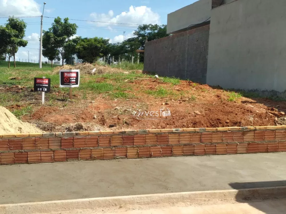 Terreno à venda, 200M2 - Foto 1