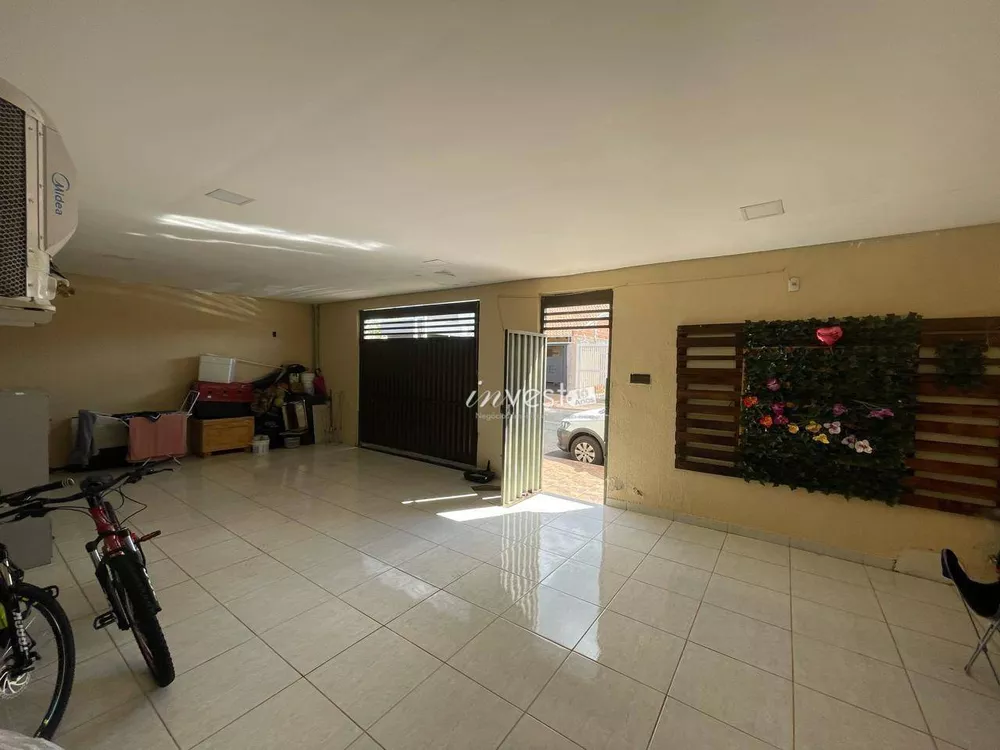 Casa à venda com 2 quartos, 190m² - Foto 9