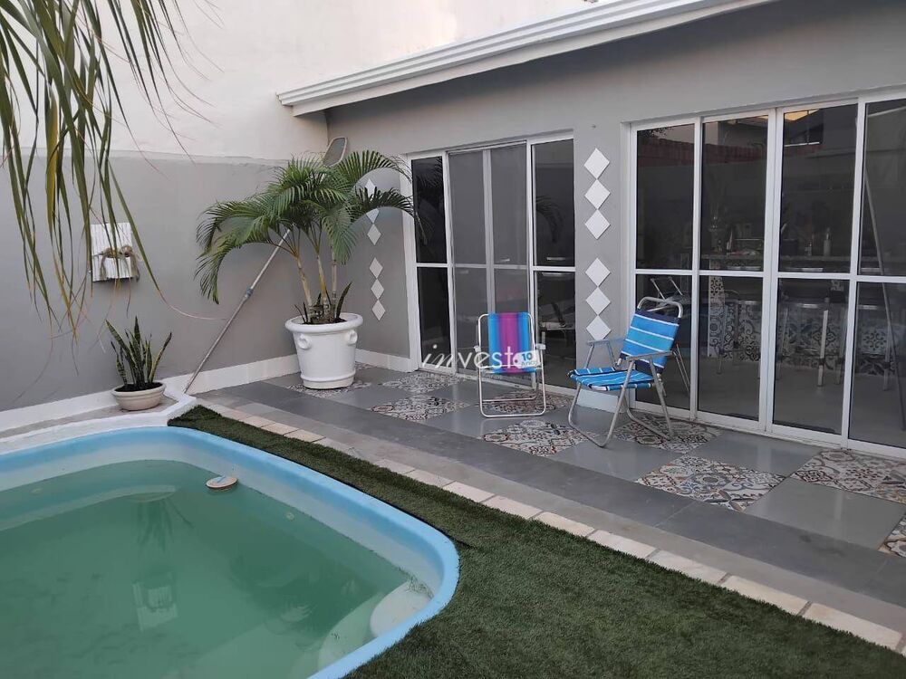 Casa, 2 quartos, 165 m² - Foto 1