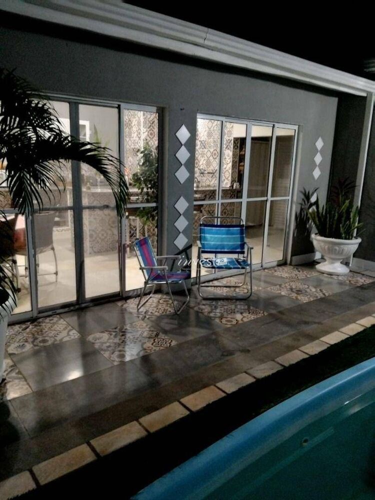 Casa, 2 quartos, 165 m² - Foto 3