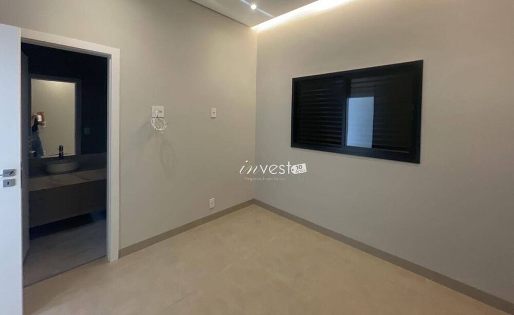 Casa, 3 quartos, 216 m² - Foto 4