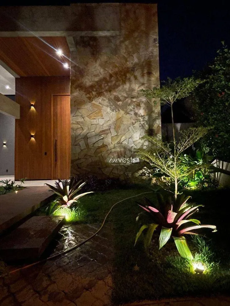Casa, 3 quartos, 216 m² - Foto 4