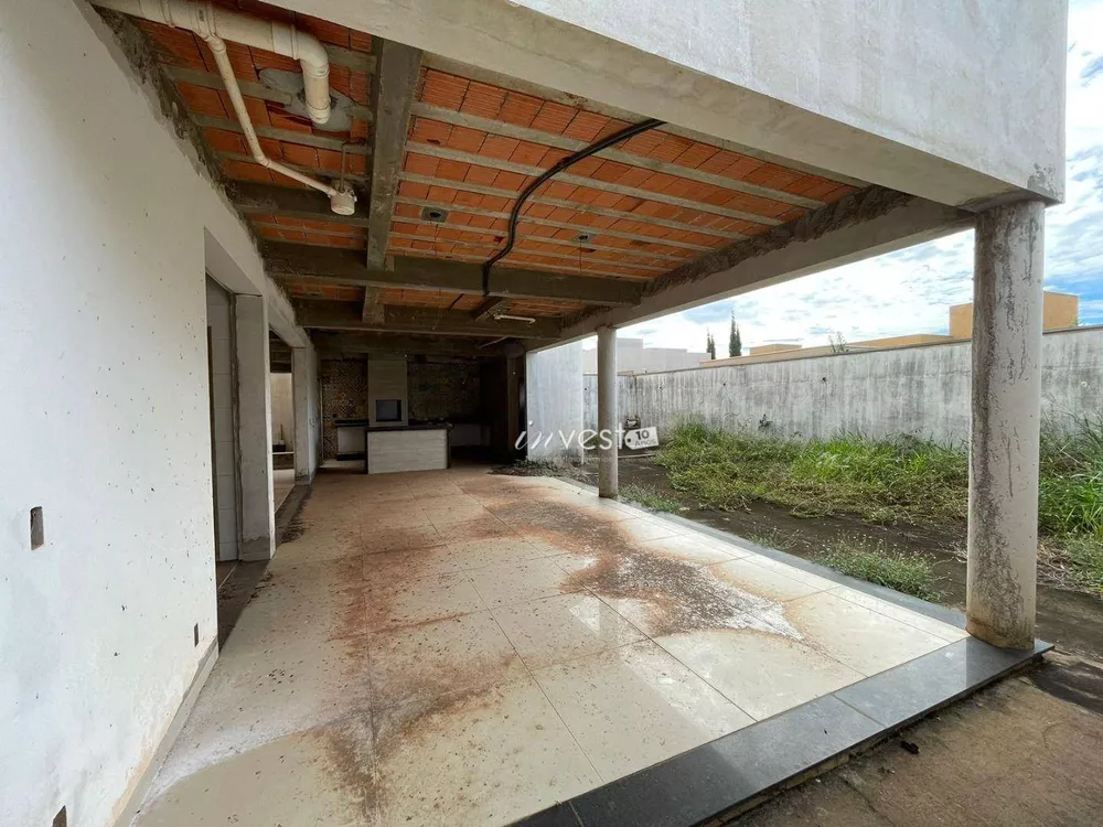 Casa à venda com 4 quartos, 150m² - Foto 8