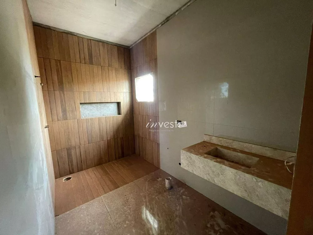 Casa à venda com 4 quartos, 150m² - Foto 2