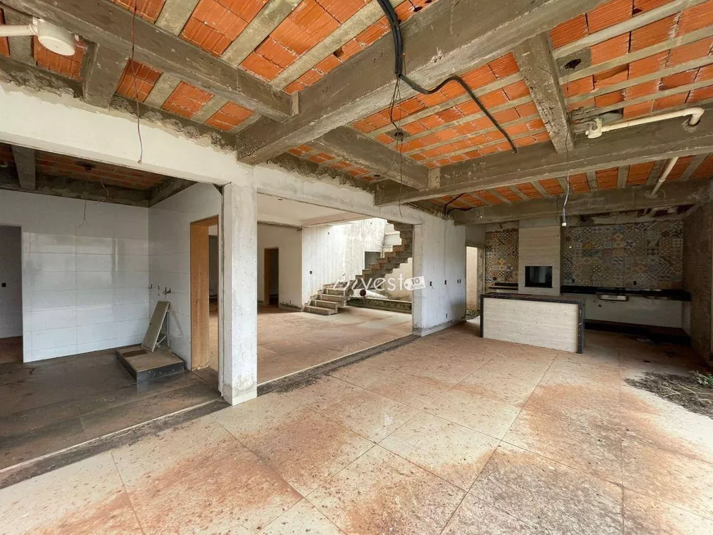 Casa à venda com 4 quartos, 150m² - Foto 6