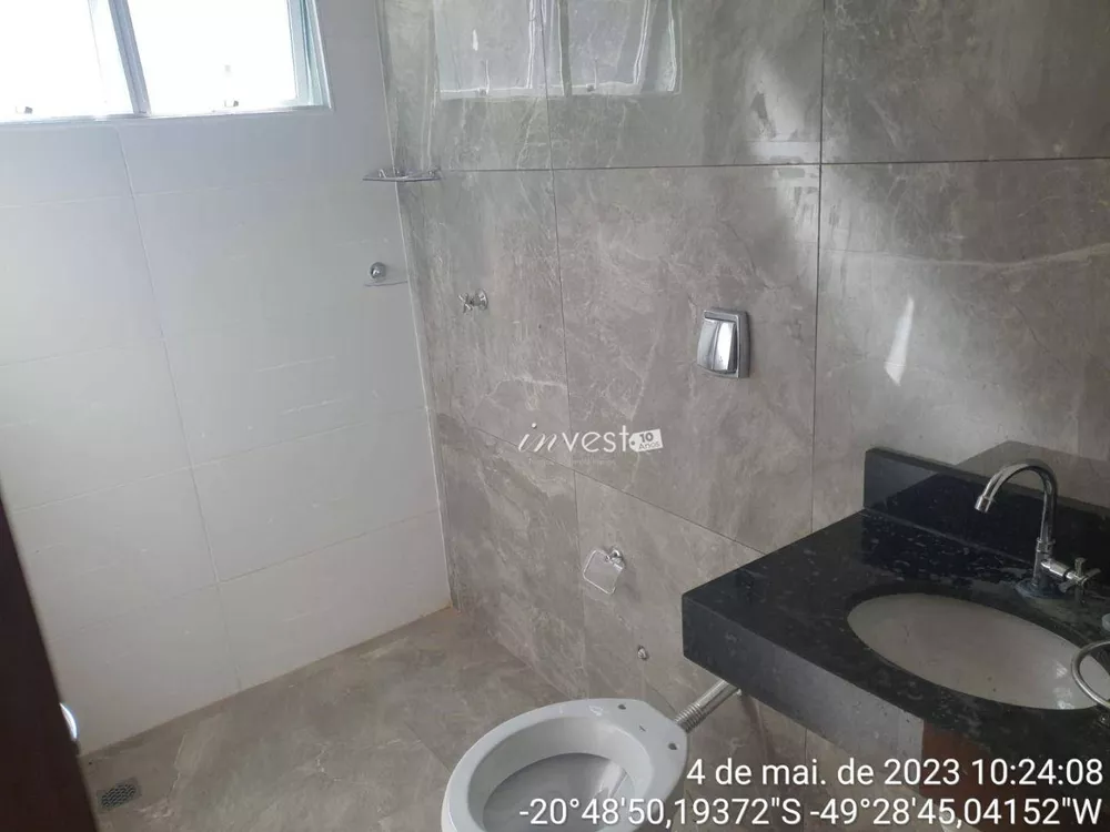 Casa à venda com 2 quartos, 55m² - Foto 5