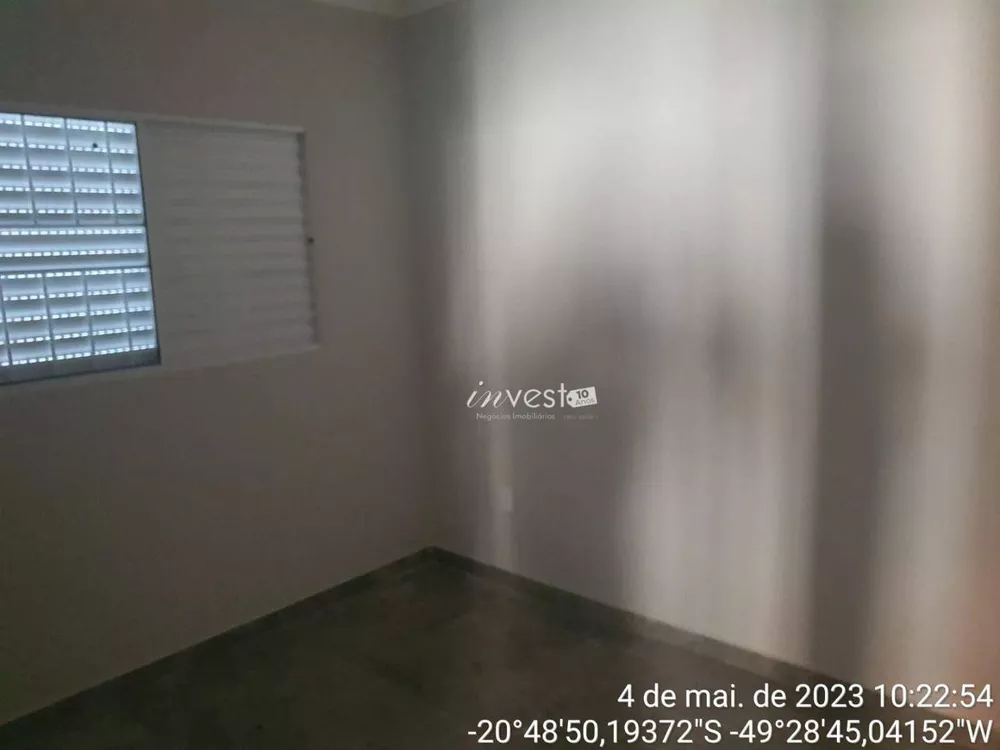 Casa à venda com 2 quartos, 55m² - Foto 13