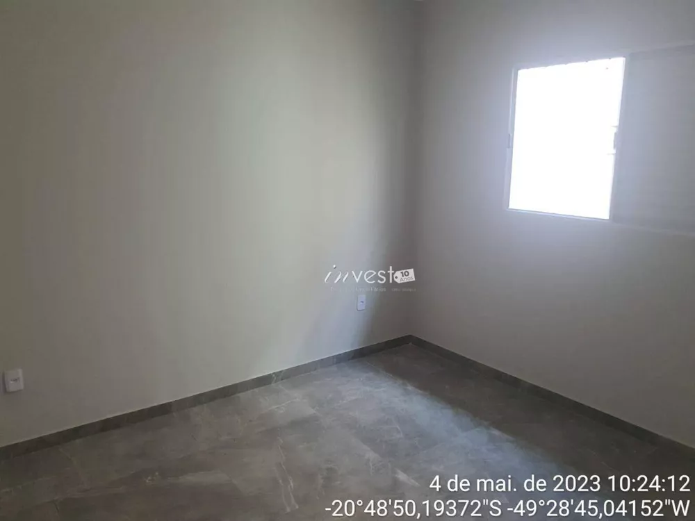 Casa à venda com 2 quartos, 55m² - Foto 10