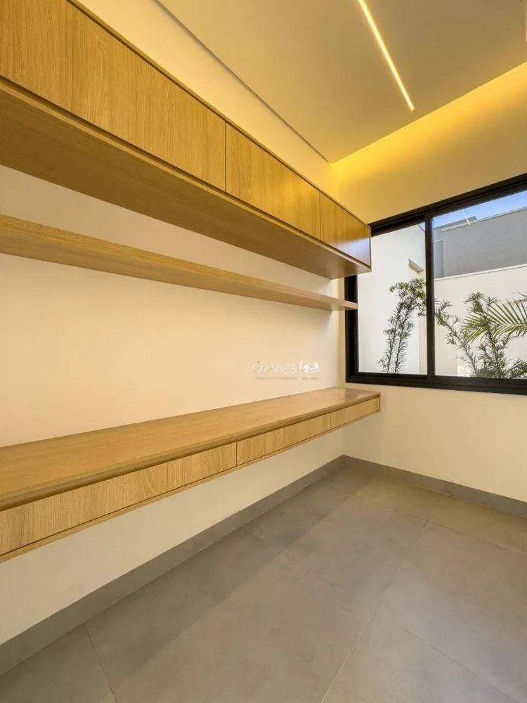 Casa, 3 quartos, 203 m² - Foto 15