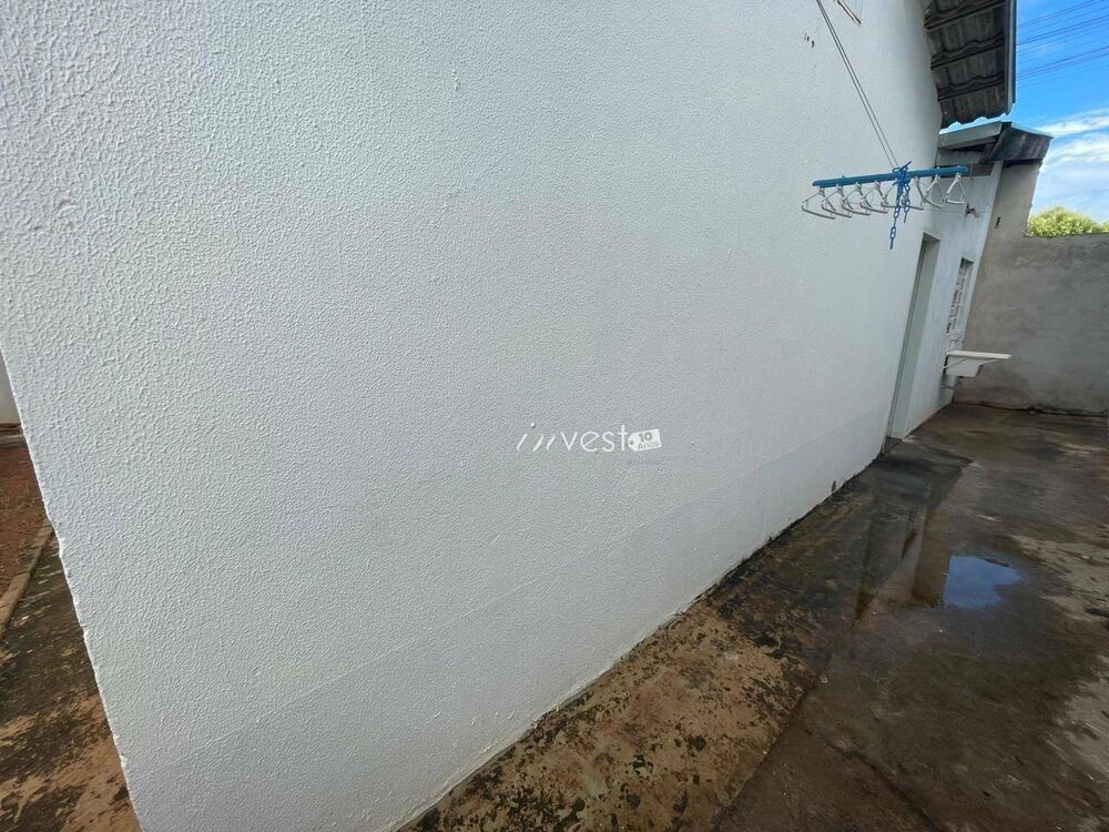 Casa para alugar com 2 quartos, 72m² - Foto 16