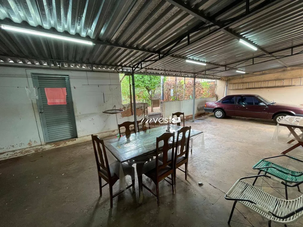 Casa, 3 quartos, 190 m² - Foto 2