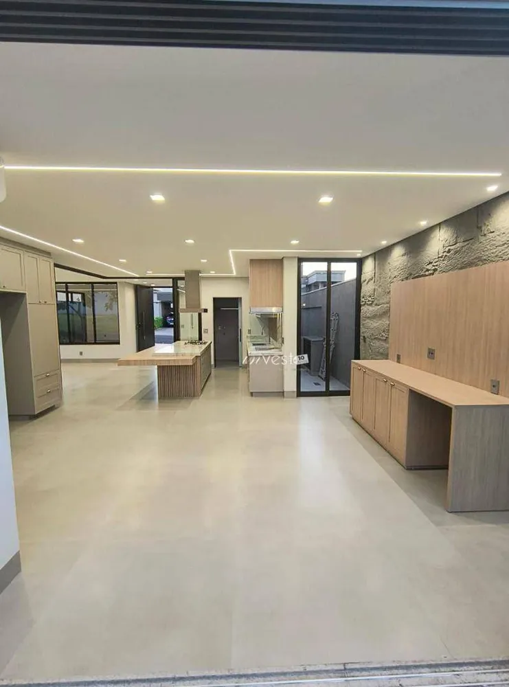 Casa, 3 quartos, 243 m² - Foto 15