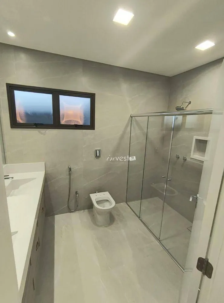Casa, 3 quartos, 243 m² - Foto 3