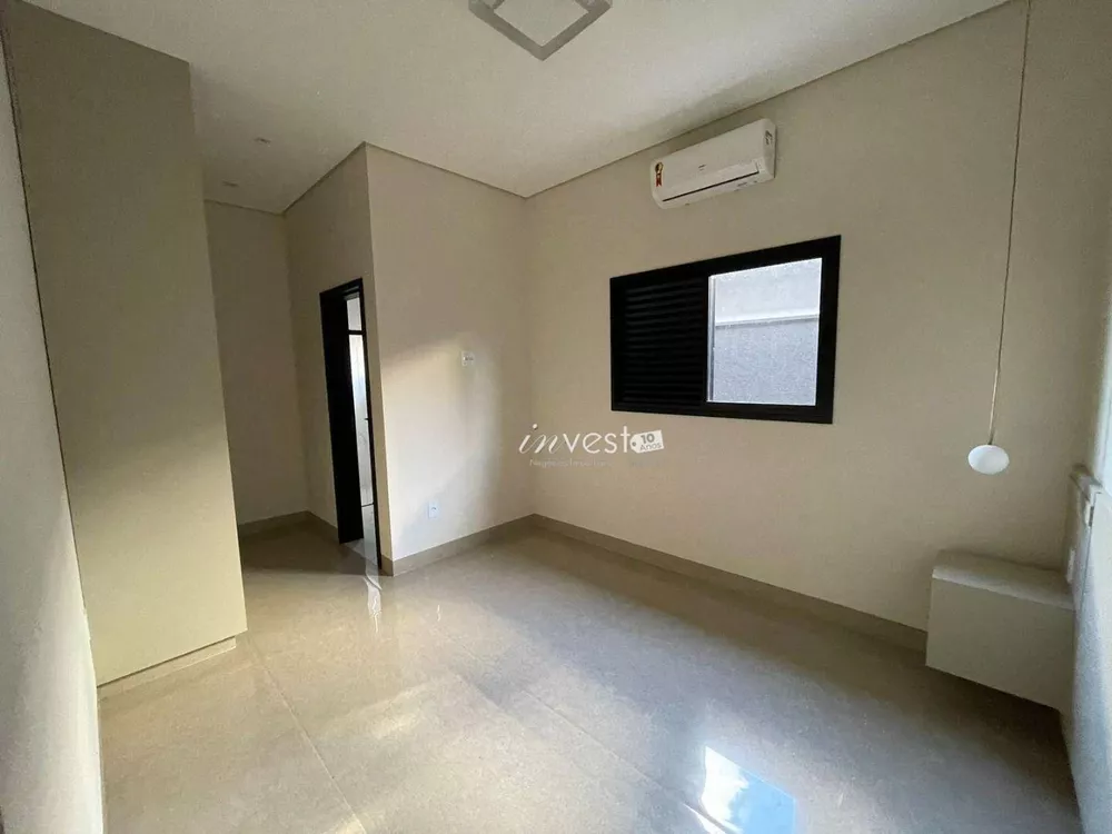 Casa à venda com 3 quartos, 250m² - Foto 9