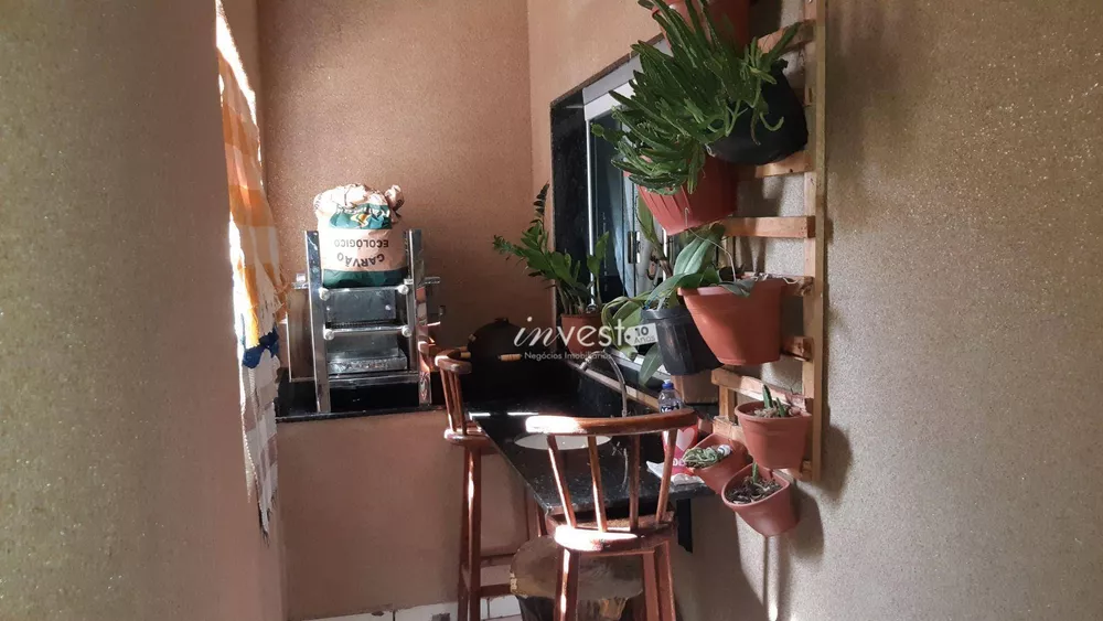 Apartamento à venda com 3 quartos, 178m² - Foto 2