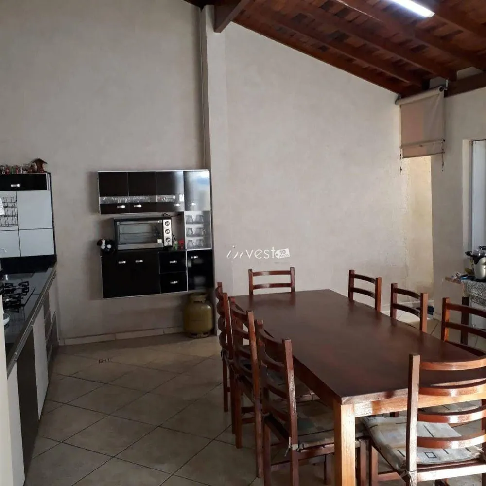 Casa, 3 quartos, 199 m² - Foto 4