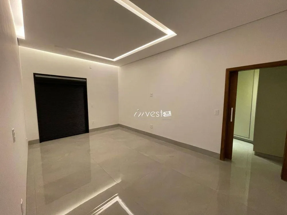 Casa, 3 quartos, 226 m² - Foto 13