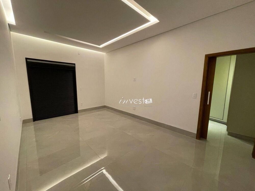 Casa, 3 quartos, 226 m² - Foto 8