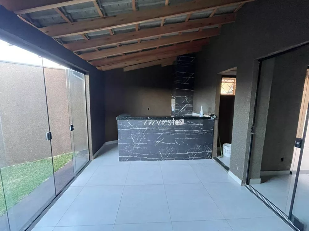 Casa à venda com 3 quartos, 202M2 - Foto 9