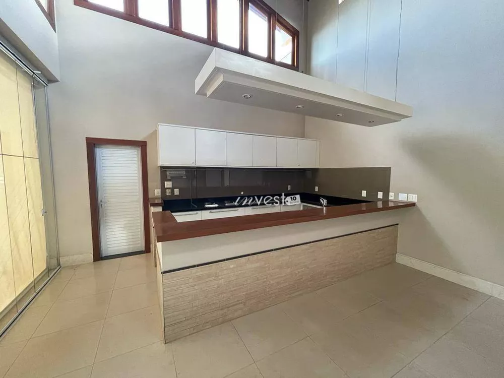 Casa à venda com 4 quartos, 580m² - Foto 15