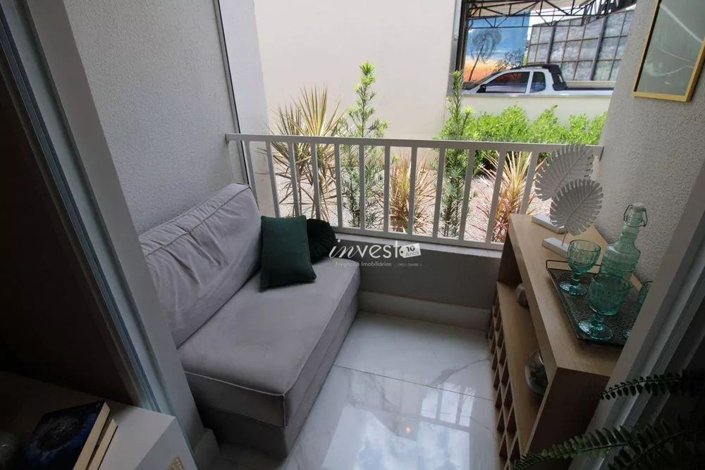 Apartamento à venda com 2 quartos, 40m² - Foto 2