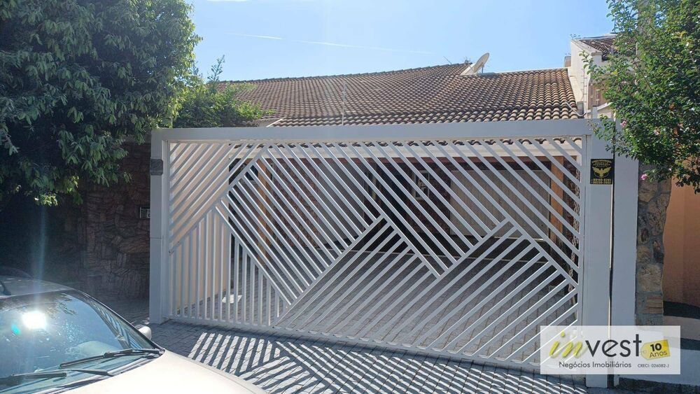 Casa, 3 quartos, 375 m² - Foto 1