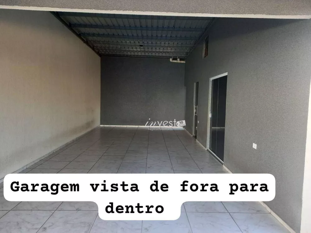 Casa à venda com 2 quartos, 80m² - Foto 1