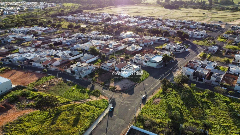 Terreno à venda, 211M2 - Foto 2