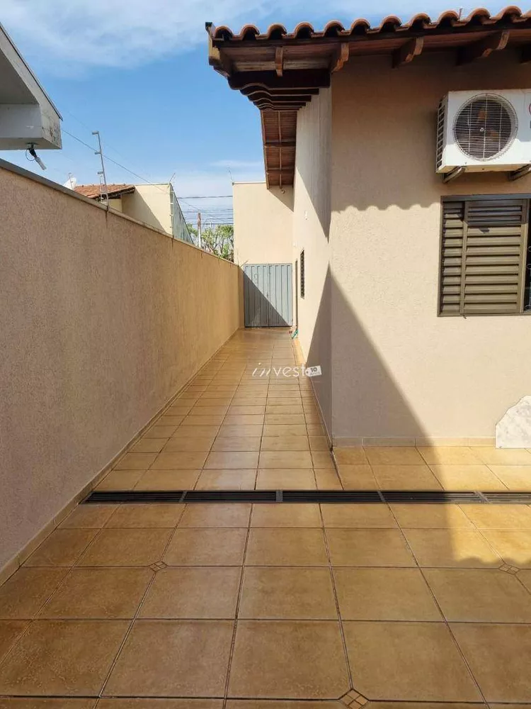 Casa à venda com 3 quartos, 280m² - Foto 18