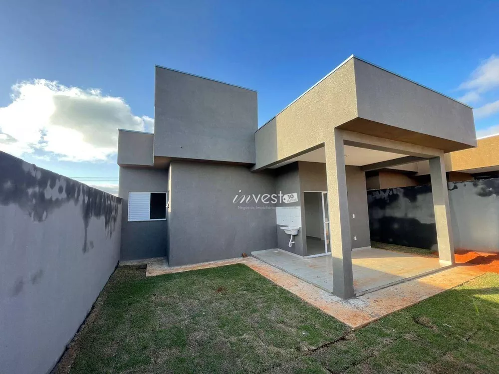 Casa à venda com 2 quartos, 62m² - Foto 9