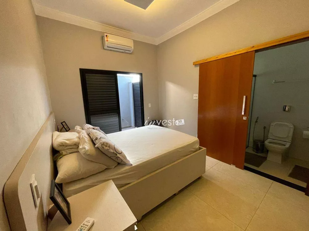 Casa à venda com 3 quartos, 199m² - Foto 12