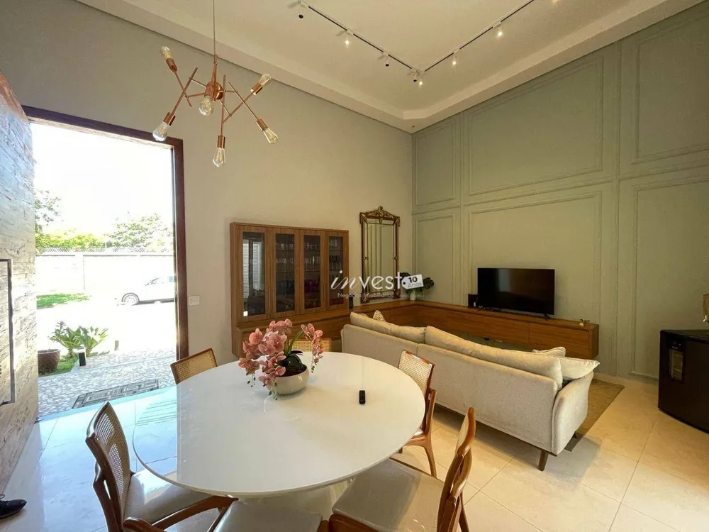 Casa, 3 quartos, 200 m² - Foto 13