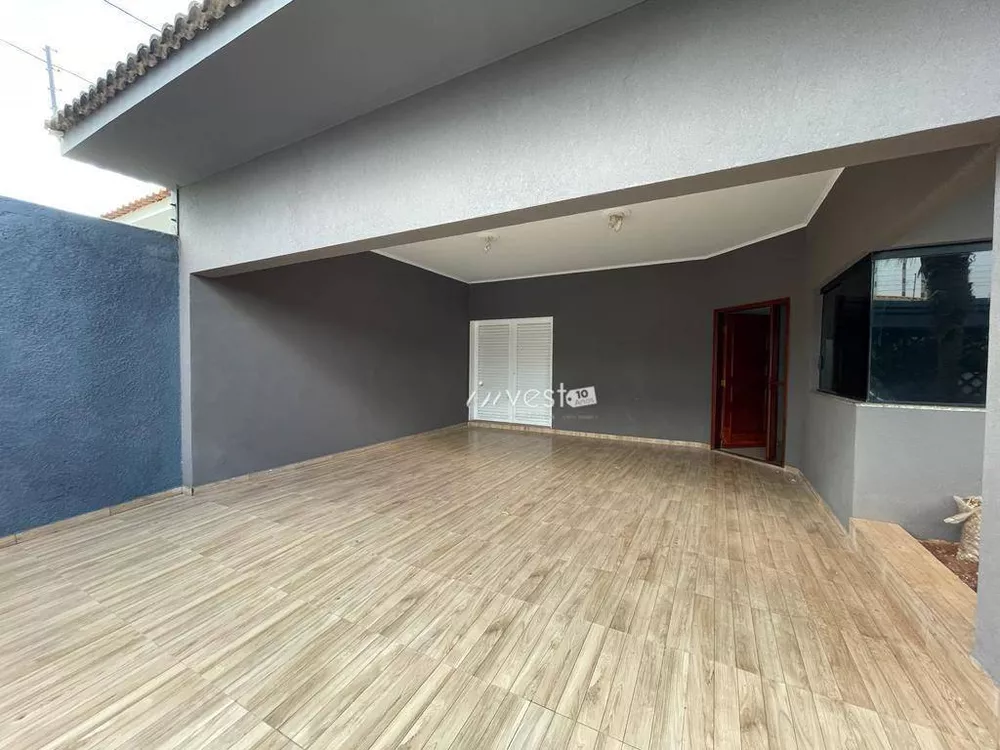 Casa à venda com 3 quartos, 390m² - Foto 14