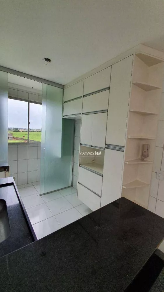 Apartamento à venda com 2 quartos, 46m² - Foto 2