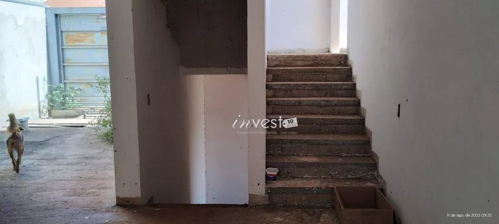 Casa à venda com 3 quartos, 208m² - Foto 15