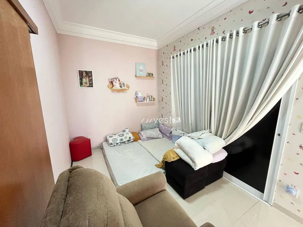 Casa, 3 quartos, 293 m² - Foto 2