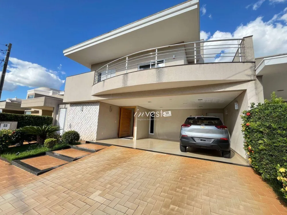Casa, 3 quartos, 293 m² - Foto 1