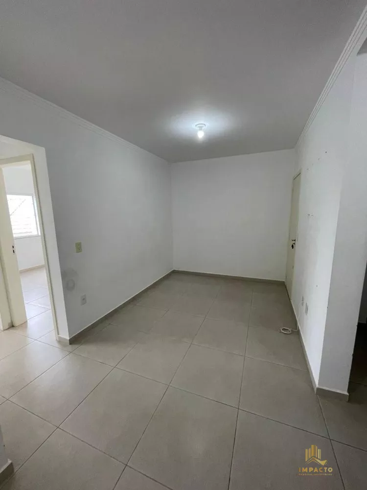 Apartamento à venda com 2 quartos, 67m² - Foto 4