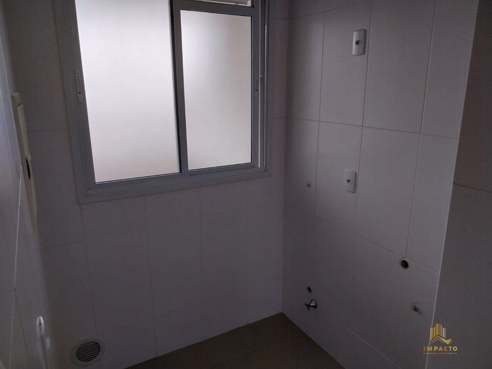 Apartamento à venda com 2 quartos, 78m² - Foto 4