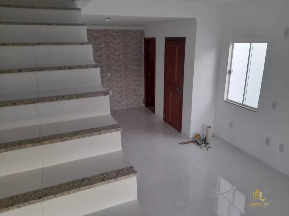 Sobrado à venda com 2 quartos, 72m² - Foto 2