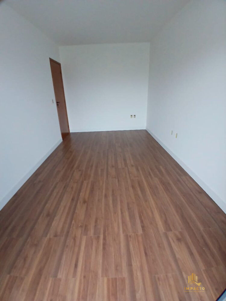 Sobrado à venda com 2 quartos, 76m² - Foto 1