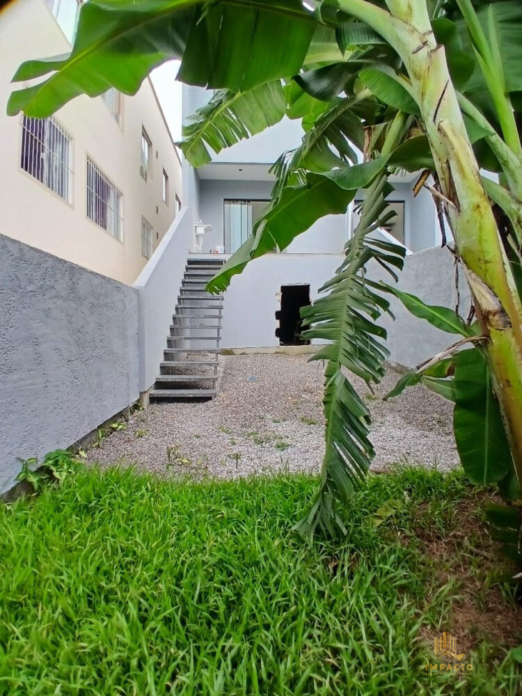 Sobrado à venda com 2 quartos, 76m² - Foto 4