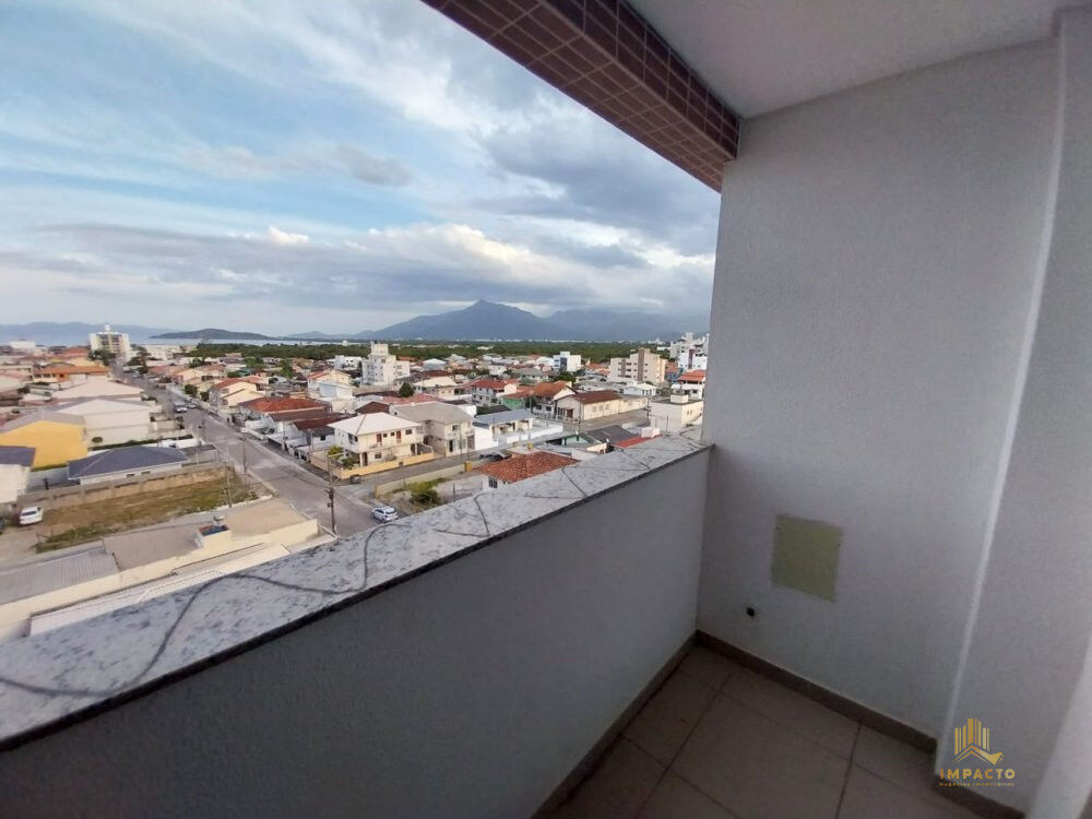 Apartamento à venda com 2 quartos, 78m² - Foto 1
