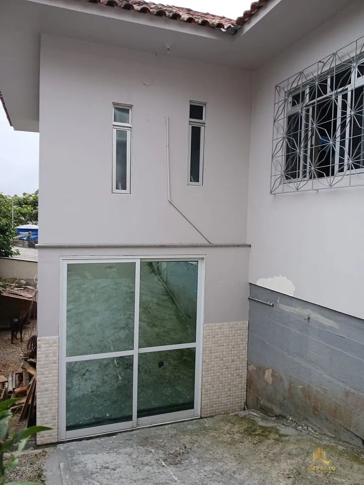 Casa, 5 quartos, 130 m² - Foto 3