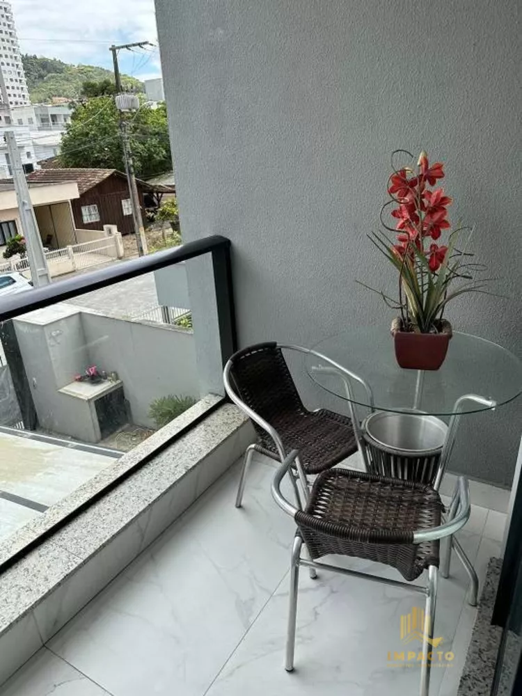 Sobrado à venda com 2 quartos, 129m² - Foto 3