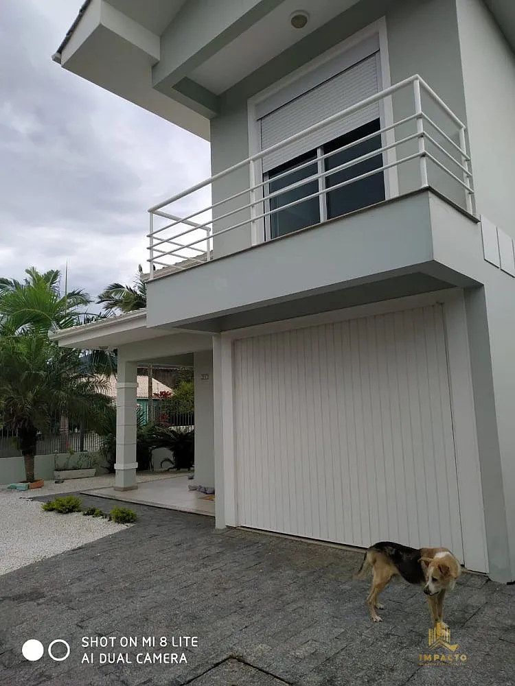 Casa, 3 quartos, 236 m² - Foto 2