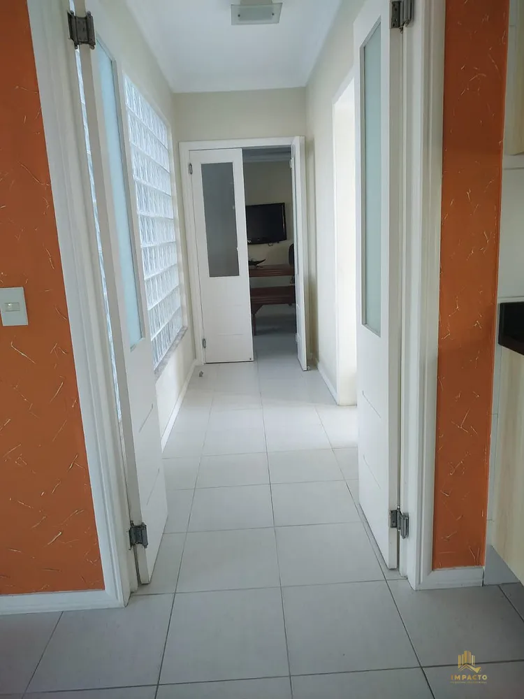 Casa, 3 quartos, 236 m² - Foto 15