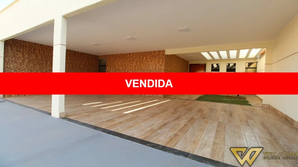 Casa à venda com 3 quartos, 280m² - Foto 1