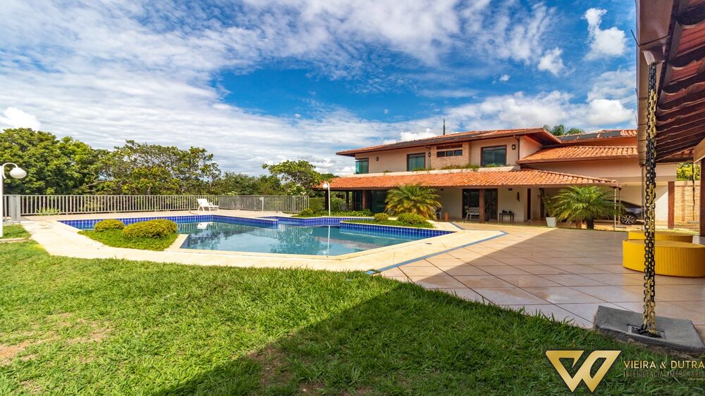 Casa à venda com 4 quartos, 450m² - Foto 14